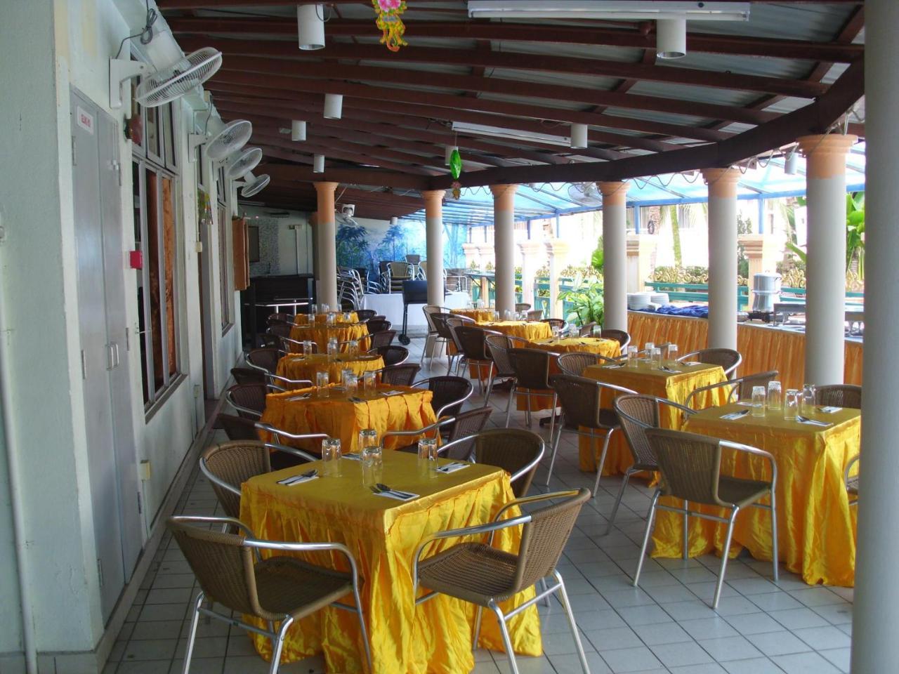 Ocean View Resort Fy Resident Porto Dickson Exterior foto
