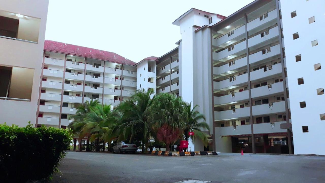 Ocean View Resort Fy Resident Porto Dickson Exterior foto